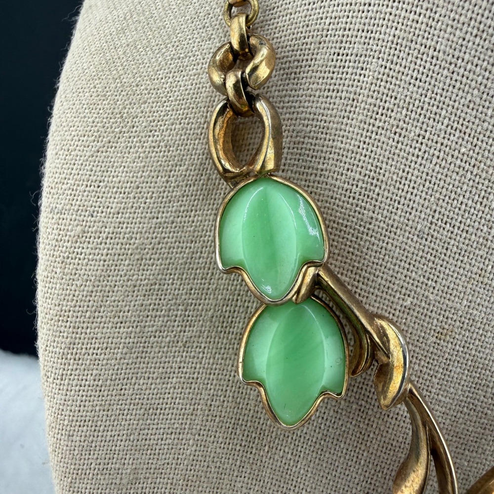 Vintage Trifari Leaf Vine Necklace Green Gold Tone Statement Women 13.5 in - Picture 4 of 11
